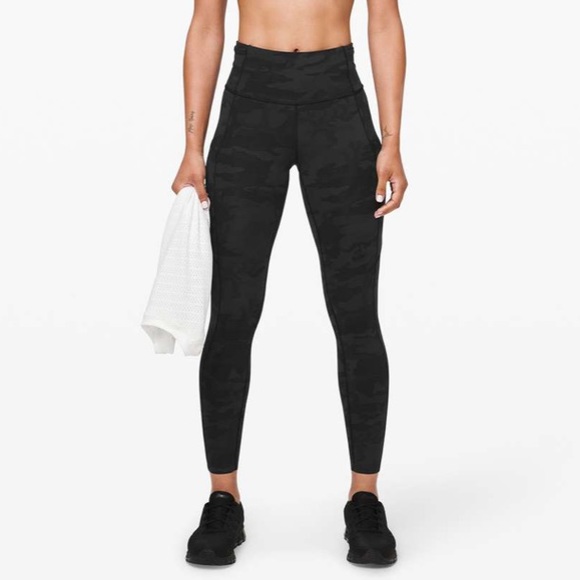 NWOT Lululemon Fast and Free Tight 25” - Picture 3 of 7